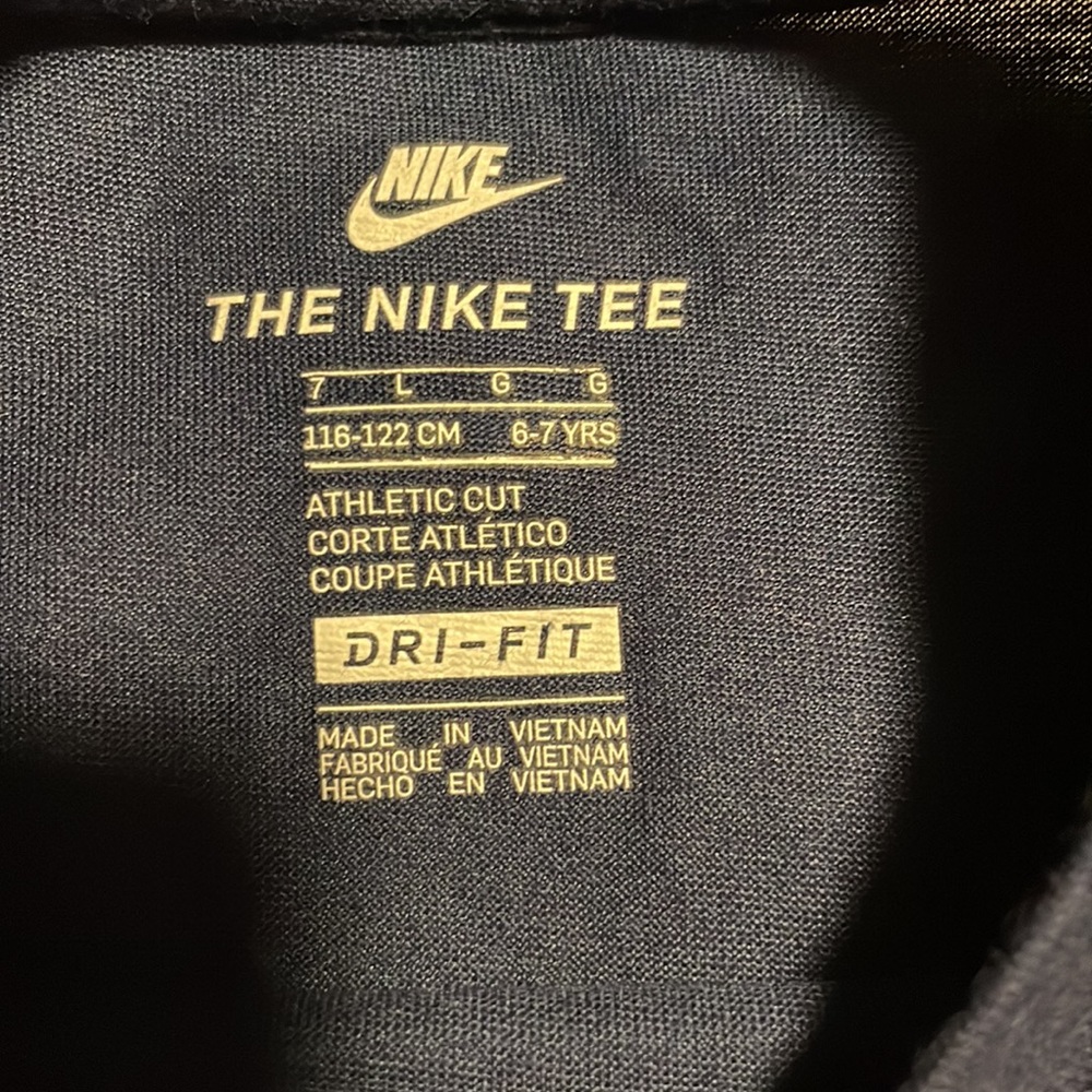 Nike t-shirt - Picture 2 of 2